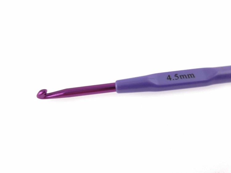 Szydełko aluminiowe z plastikową rączką 4,50 mm