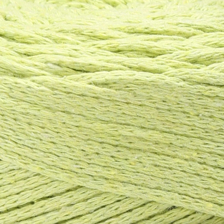 Sznurek YarnArt macrame cotton 755 pistacjowy