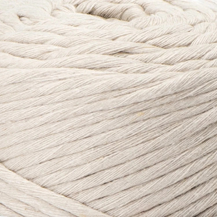 YarnArt twisted macrame 3mm 753 jasny beżowy