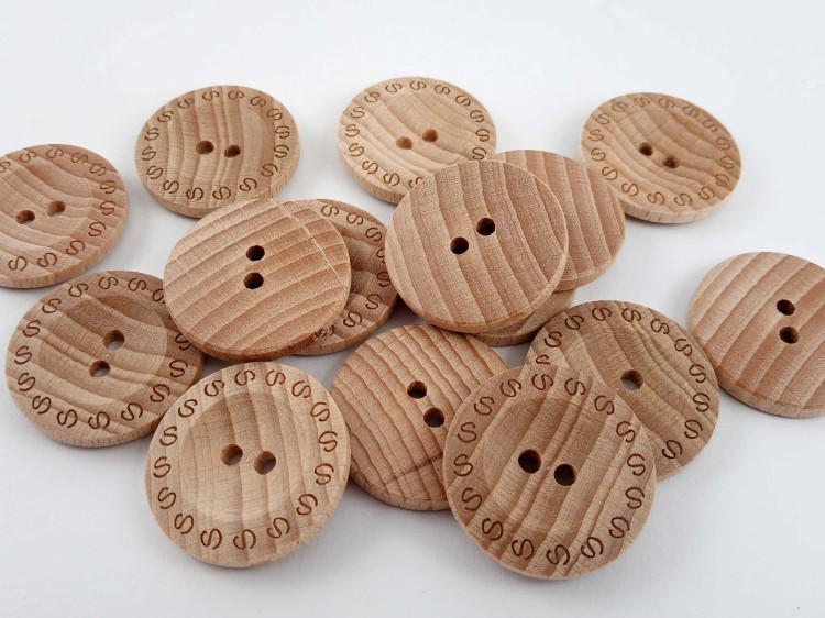 Guzik drewniany 28mm surowy